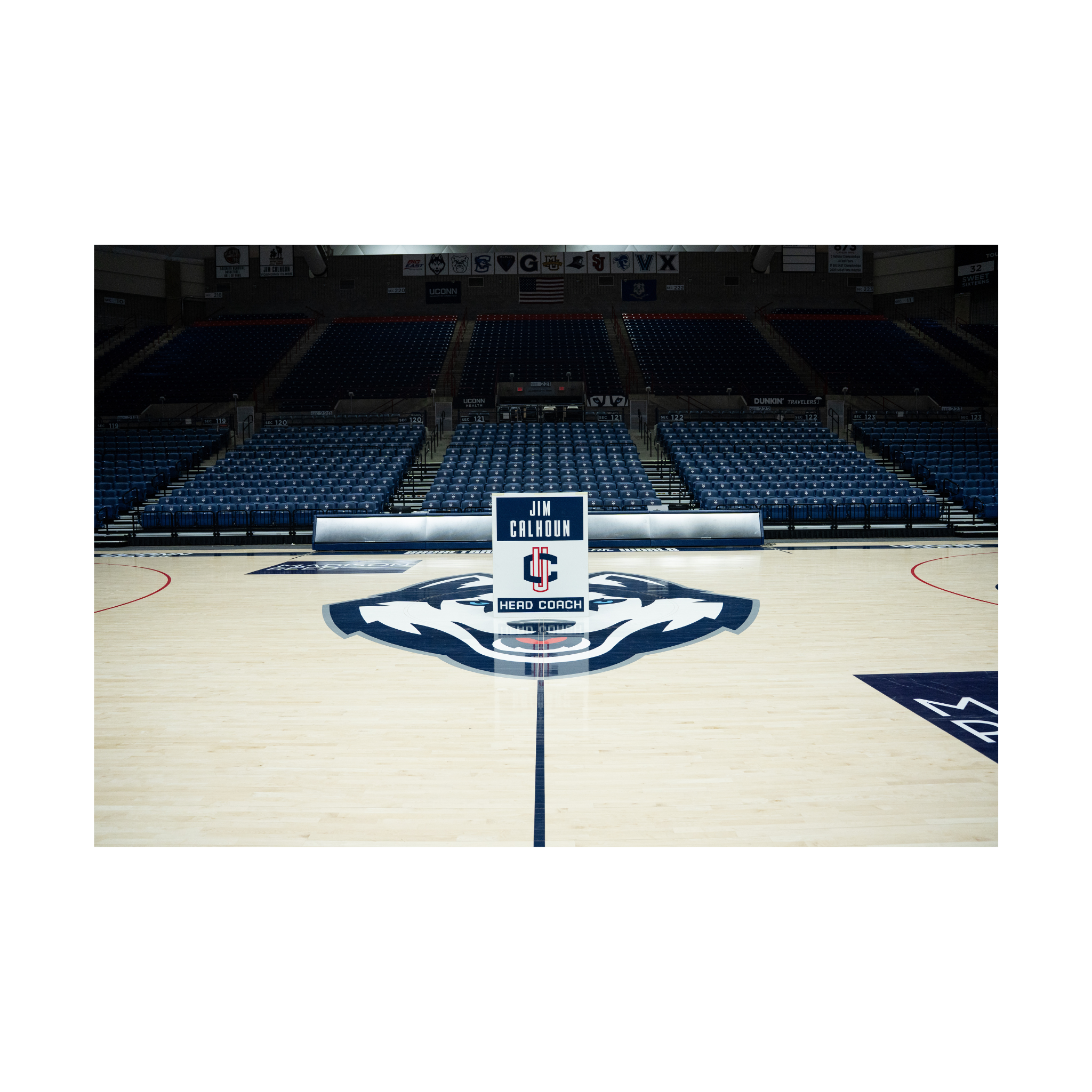 Jim Calhoun – Gampel Pavilion "Huskies of Honor" Sign
