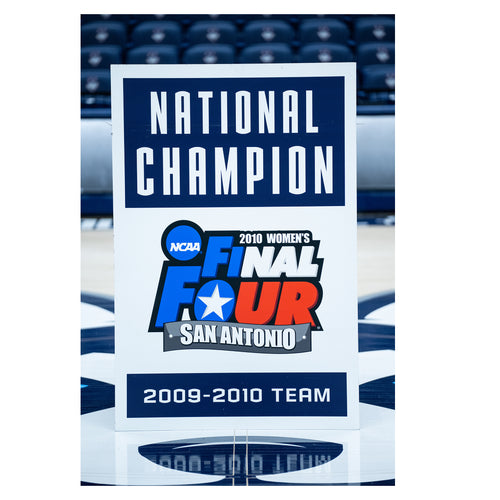 2010 Women’s National Champion Team Huskies of Honor Sign